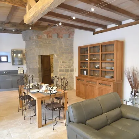 Holiday home Modern Holiday Home In Senzeille With Garden *
